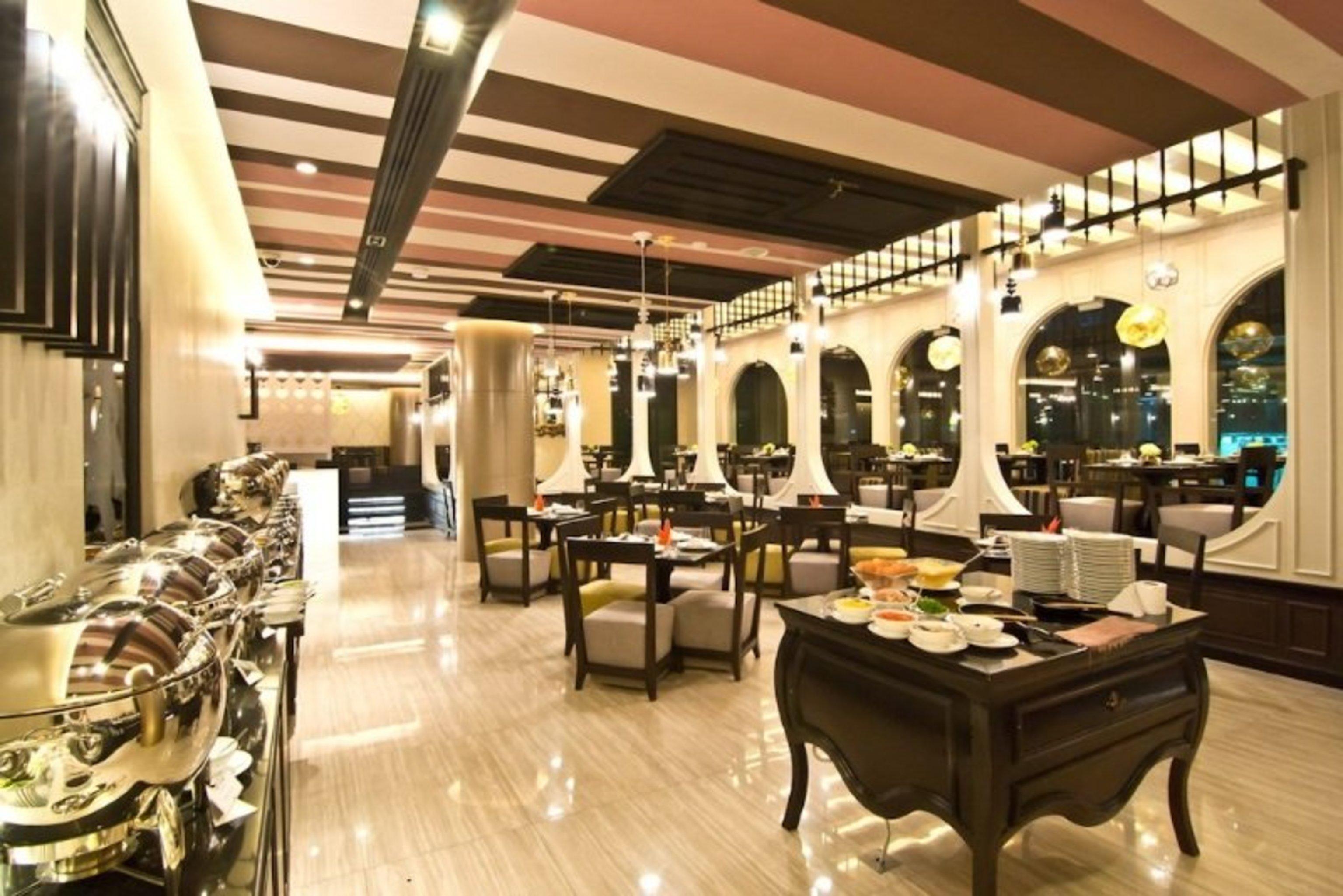 Tsix5 Hotel Pattaya Extérieur photo
