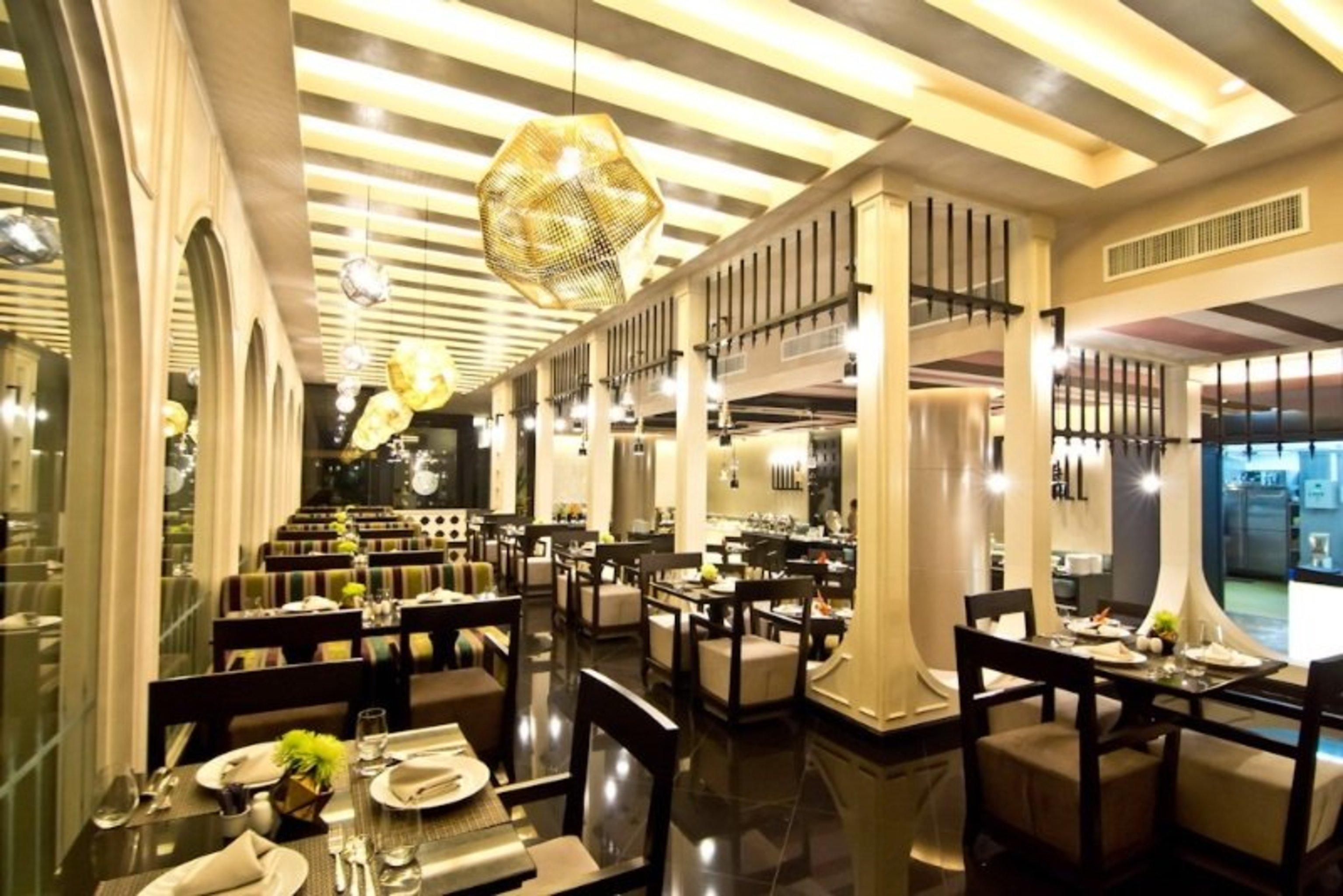Tsix5 Hotel Pattaya Extérieur photo