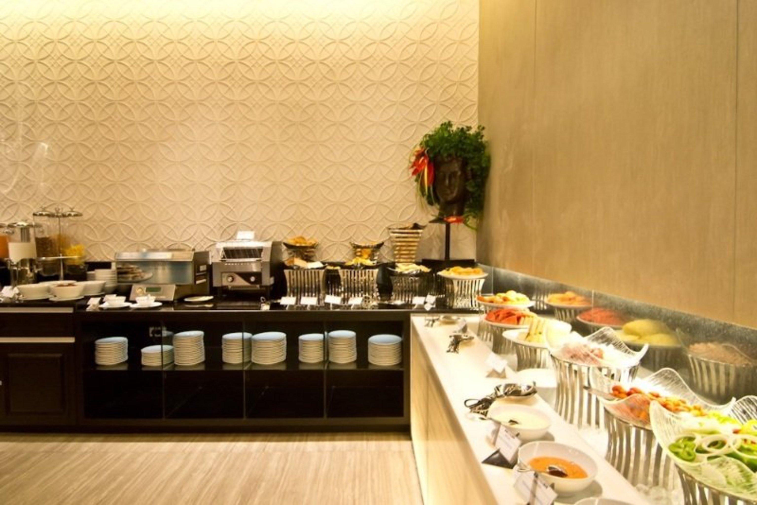 Tsix5 Hotel Pattaya Extérieur photo