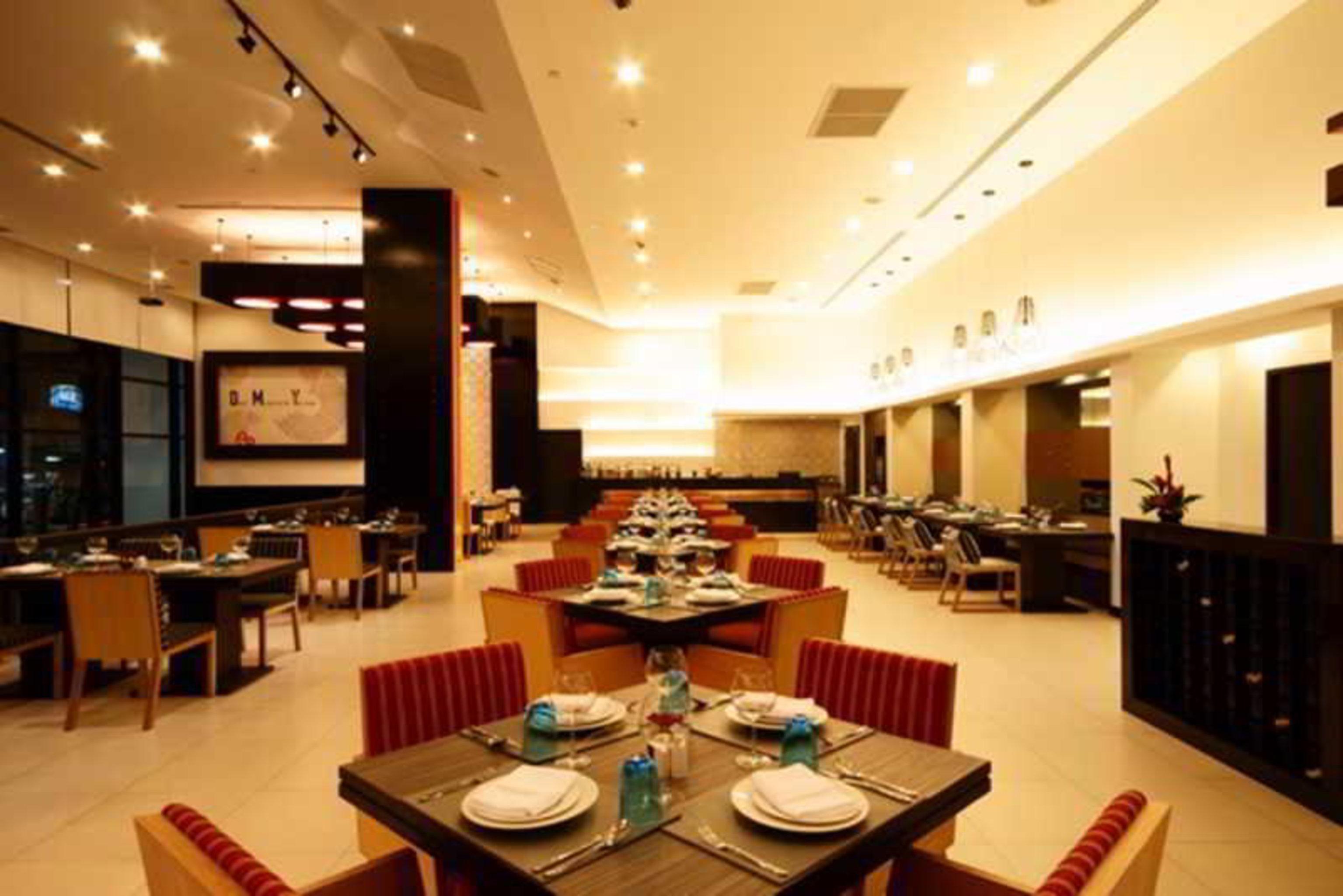 Tsix5 Hotel Pattaya Extérieur photo