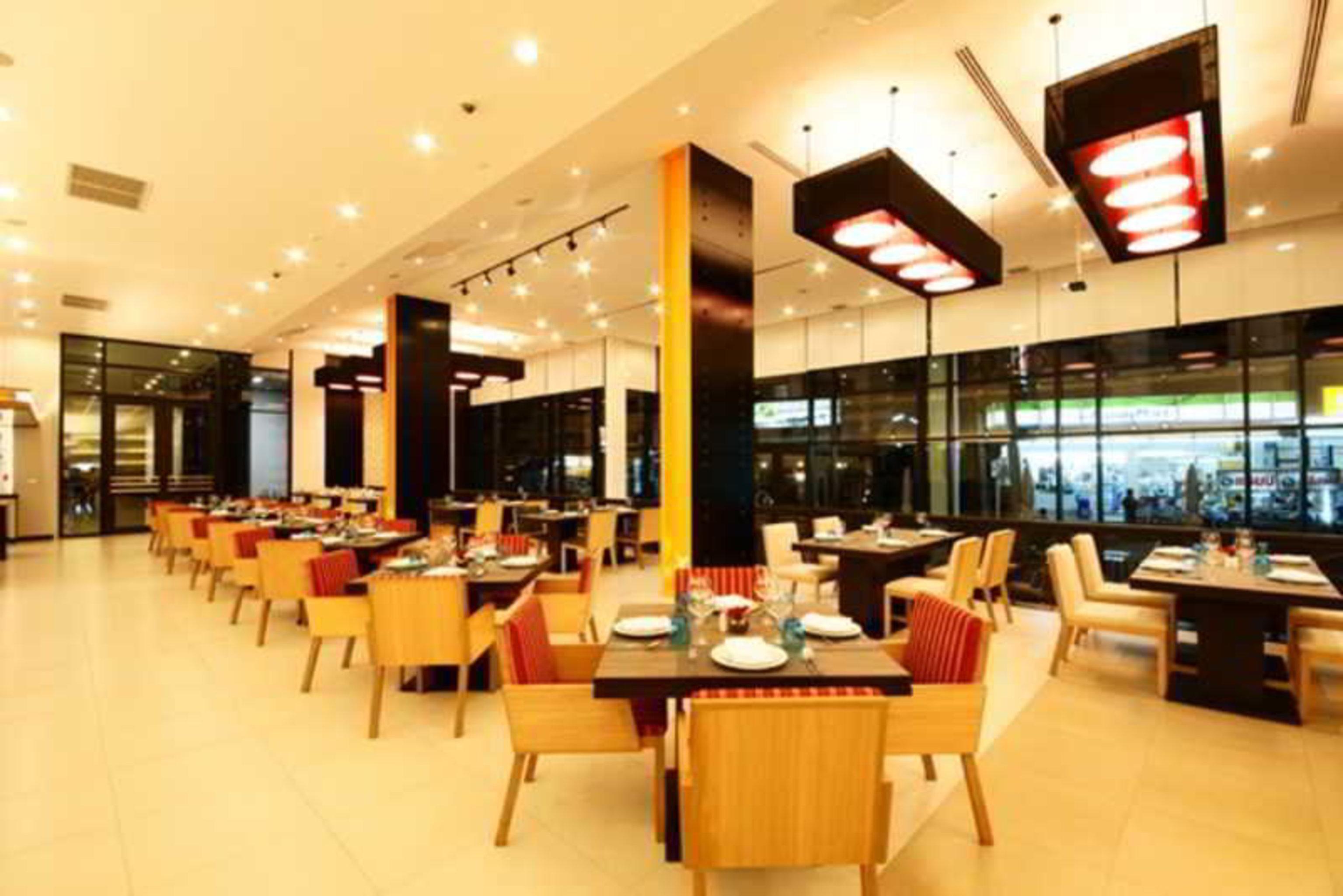 Tsix5 Hotel Pattaya Extérieur photo