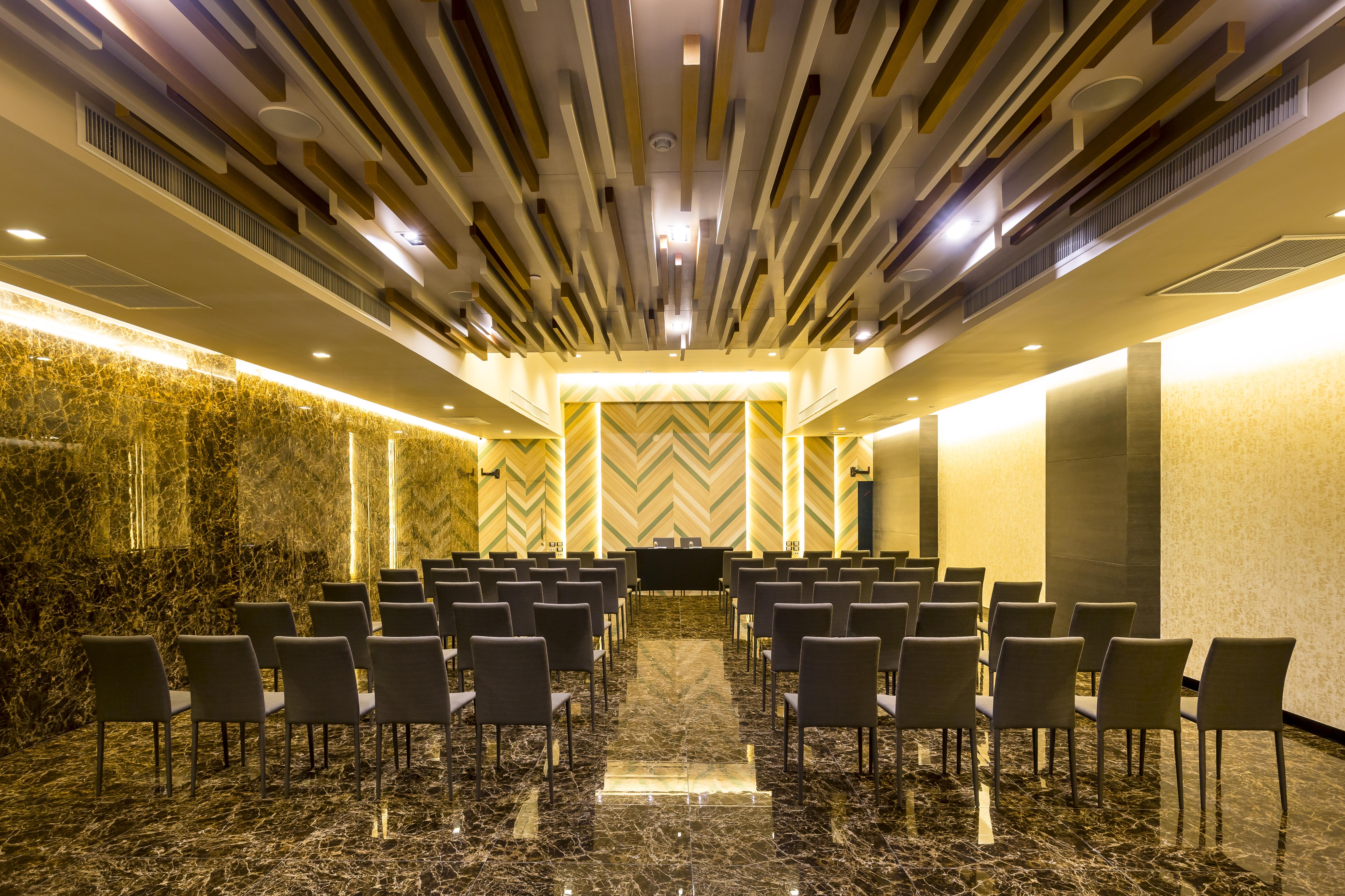 Tsix5 Hotel Pattaya Extérieur photo