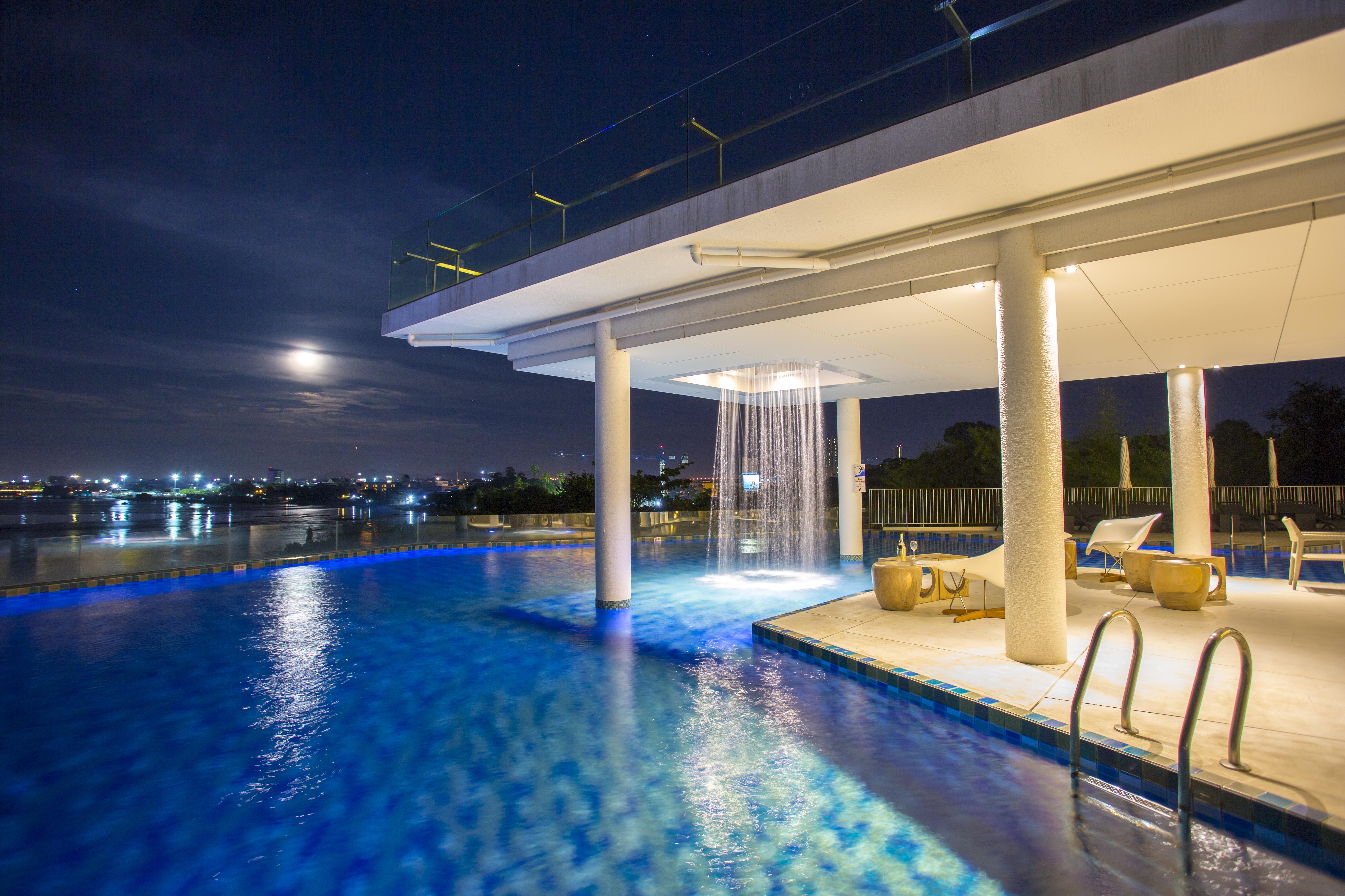 Tsix5 Hotel Pattaya Extérieur photo