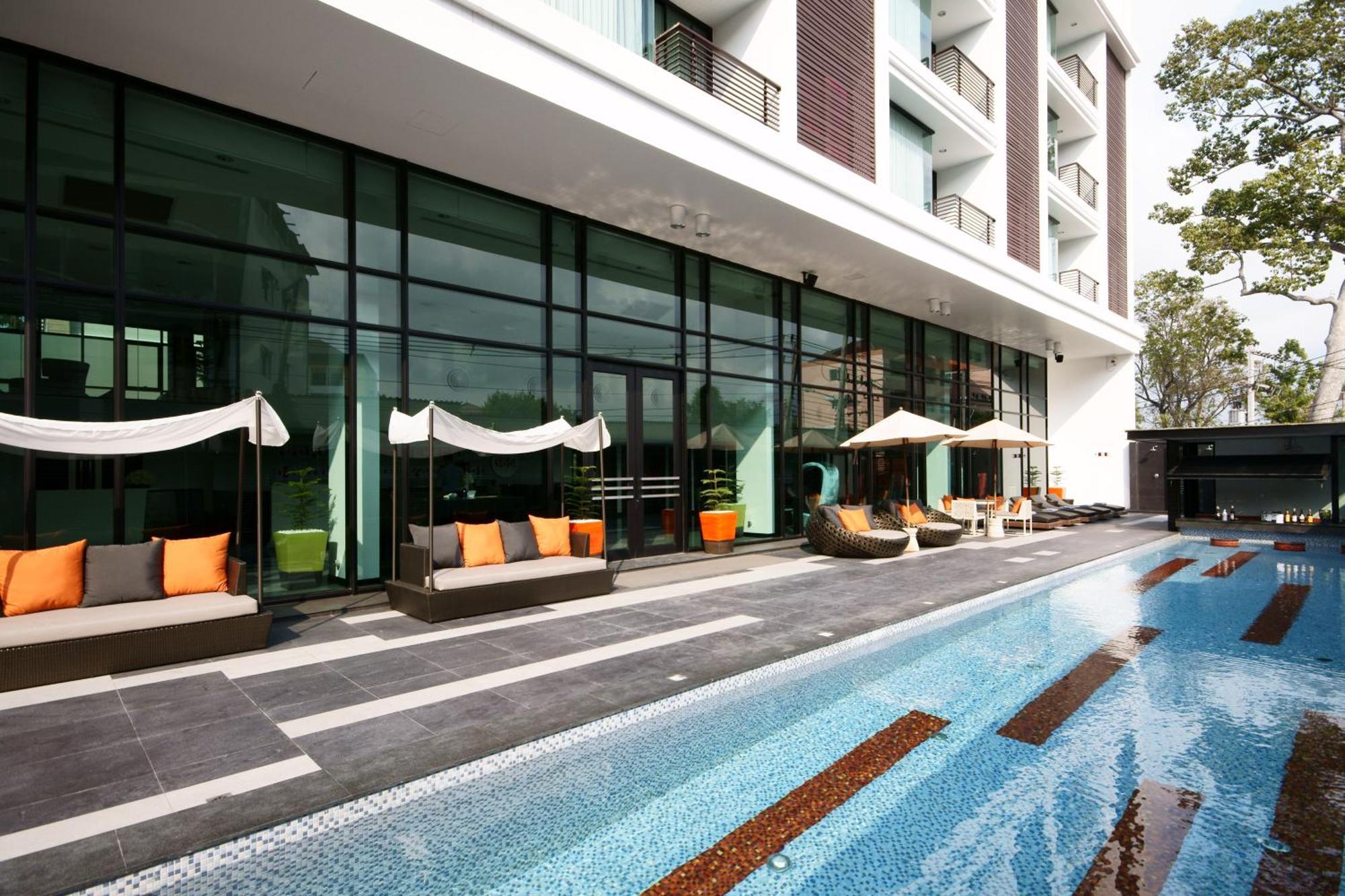 Tsix5 Hotel Pattaya Extérieur photo