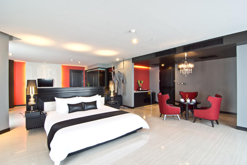 Tsix5 Hotel Pattaya Extérieur photo