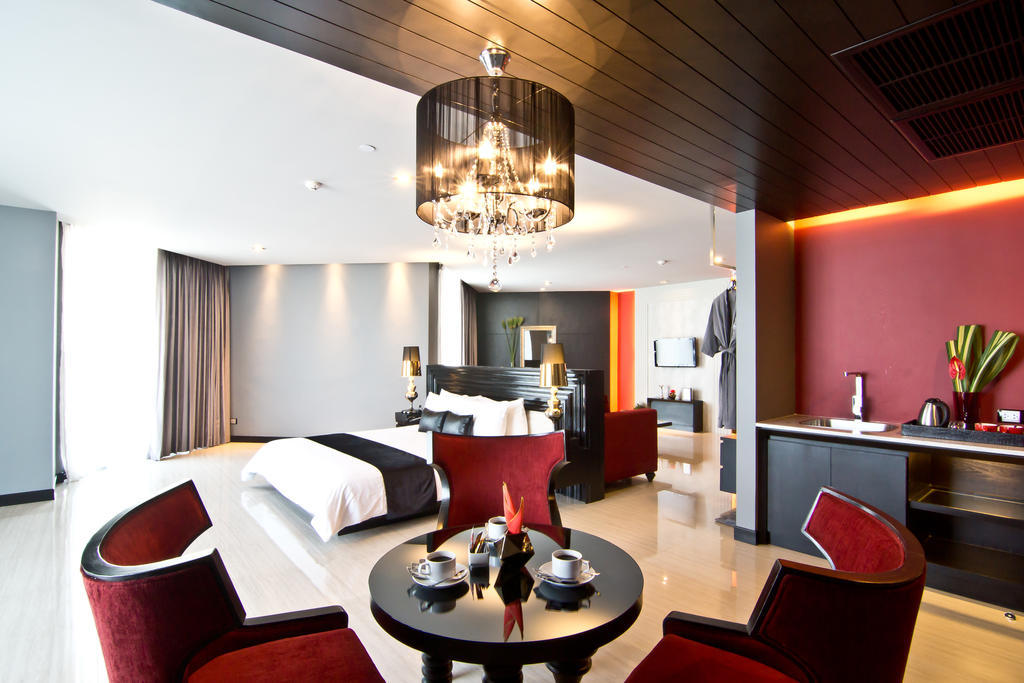 Tsix5 Hotel Pattaya Extérieur photo