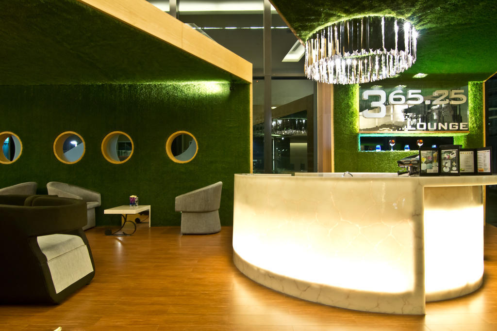 Tsix5 Hotel Pattaya Extérieur photo