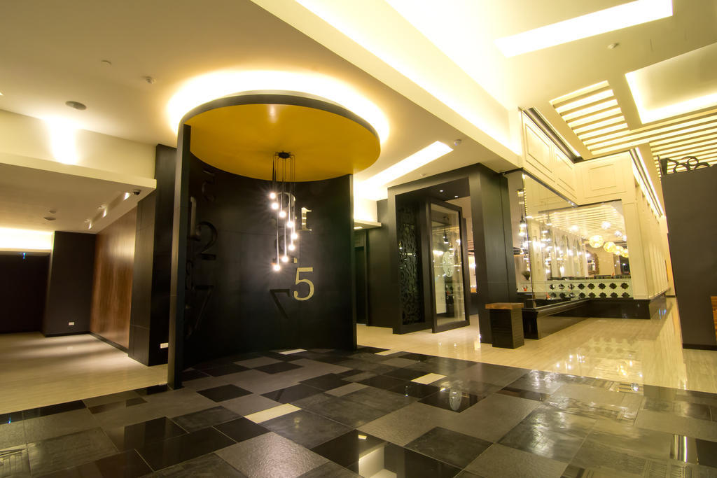 Tsix5 Hotel Pattaya Extérieur photo